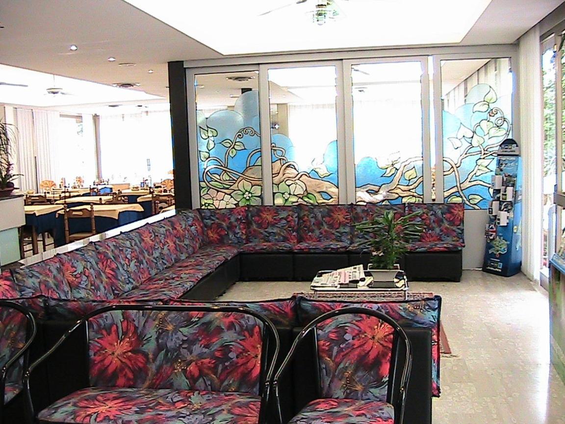 Hotel Universo Rimini Esterno foto
