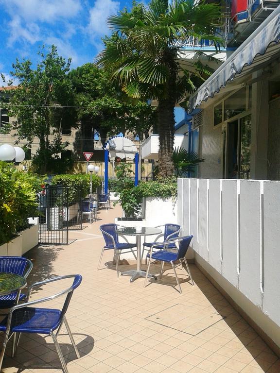 Hotel Universo Rimini Esterno foto